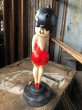 画像4: 2006 Limited Edition England Betty Boop Connoisseur Porcelain "THE RED PURSE" Statue 12 1/2  (C293) (4)
