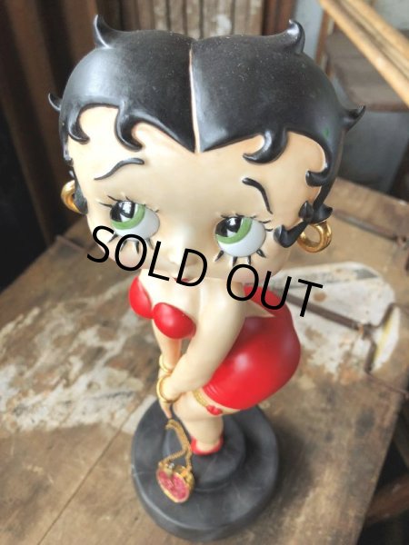 画像11: 2006 Limited Edition England Betty Boop Connoisseur Porcelain "THE RED PURSE" Statue 12 1/2  (C293) (11)