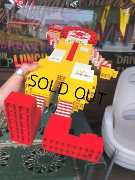 画像2: 1983 Vintage McDonald's LEGO Building Set Store Display Ronald Figure (C344)  (2)