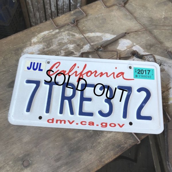 画像1: American License Number Plate / California 7TRE372 (B393) (1)
