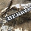 画像3: Vintage Automotive License Plate Frame / BERKELEY GIL. ASHCOM (B401) (3)