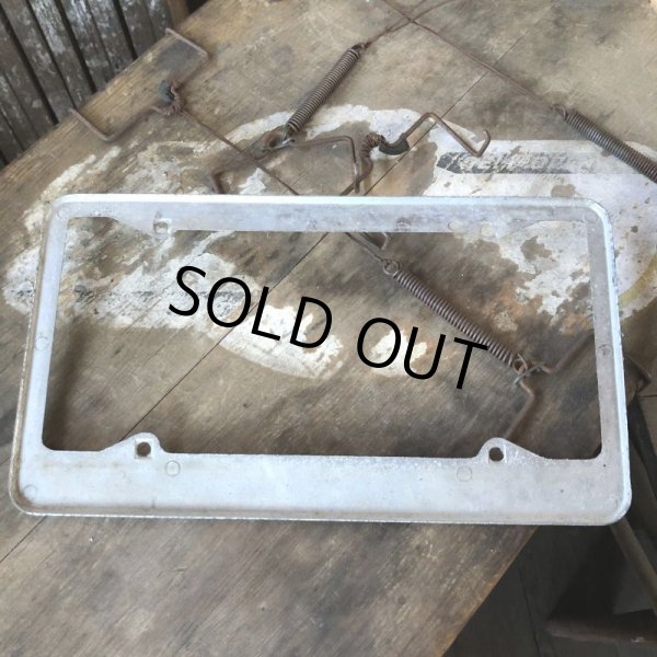画像4: Vintage Automotive License Plate Frame / SEATTLE CHUCK OLSON (B405) (4)
