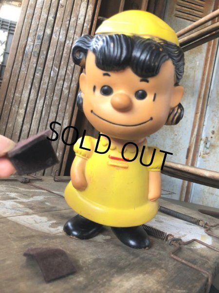 画像11: 50s Vintage Snoopy Lucy Vinyl Doll Hungerford (B426) (11)