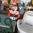 画像1: Vintage Disney Mickey Mouse Key Chain Wagen (C101)  (1)