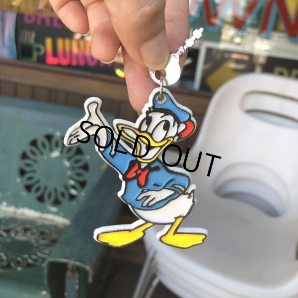 画像1: Vintage Disney Donald Duck Key Chain (C104)  (1)