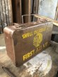 画像2: Vintage Shell Oil Company First Aid Kit Hard to Find! (B482) (2)