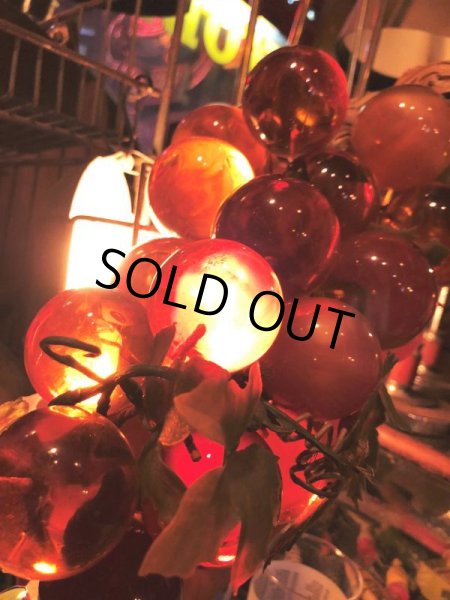 画像16: Vintage Mid-Century Lucite Acrylic Amber Grapes on Driftwood Base (B498) (16)