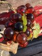 画像7: Vintage Mid-Century Lucite Acrylic Amber Grapes on Driftwood Base (B499) (7)