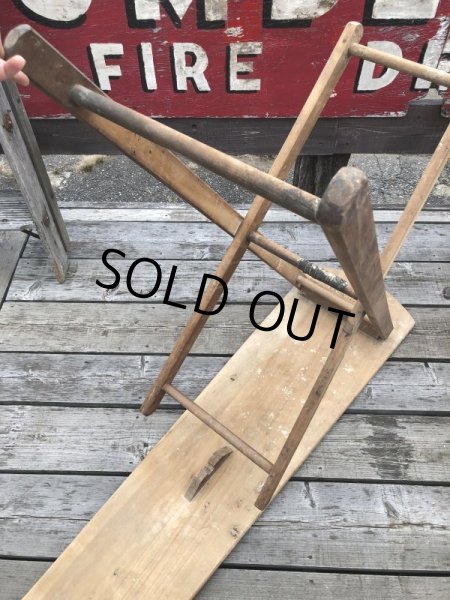 画像15: Vintage ARWOO Wooden Ironing Board Table (B648) (15)