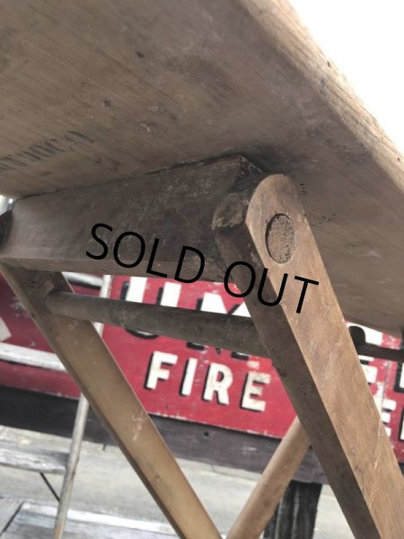 画像13: Vintage ARWOO Wooden Ironing Board Table (B648) (13)