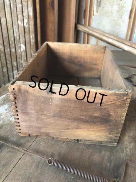 画像6: Antique Sweet's Toe Calks Toe Calks Wooden Box (B668) (6)