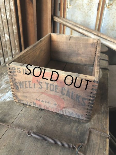 画像4: Antique Sweet's Toe Calks Toe Calks Wooden Box (B668) (4)