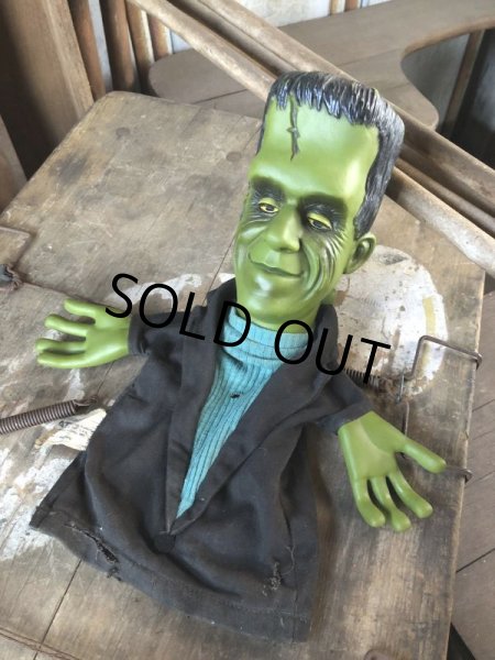 画像19: 60s Vintage Mattel The Munsters TV Show Herman Tanking Hand Puppet Doll (B686) (19)