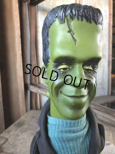 画像8: 60s Vintage Mattel The Munsters TV Show Herman Tanking Hand Puppet Doll (B686) (8)