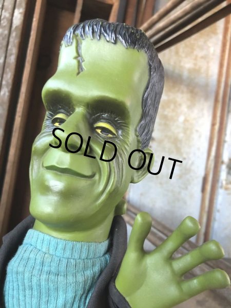 画像17: 60s Vintage Mattel The Munsters TV Show Herman Tanking Hand Puppet Doll (B686) (17)