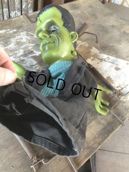 画像24: 60s Vintage Mattel The Munsters TV Show Herman Tanking Hand Puppet Doll (B686) (24)