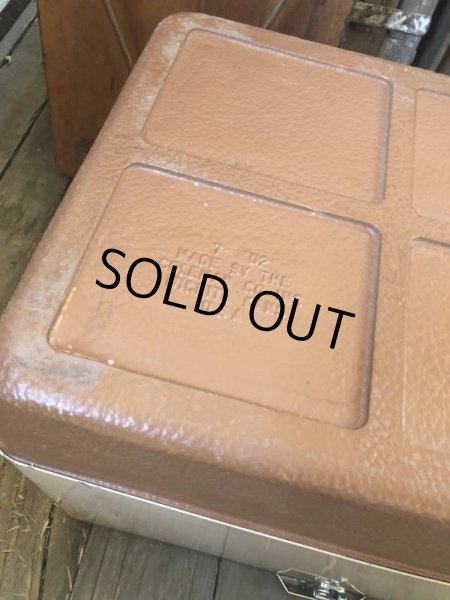 画像12: Vintage Coleman Cooler Box Butter Nuts (B739) (12)