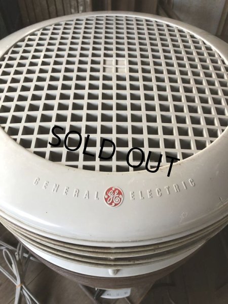 画像2: Vintage General Electric GE Ottoman Stool Floor Circular Fan (B827) (2)