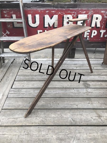 画像1: Vintage American Primitive Wooden Ironing Board Table (B837) (1)