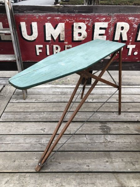 画像1: Vintage American Primitive Wooden Ironing Board Table (B838) (1)
