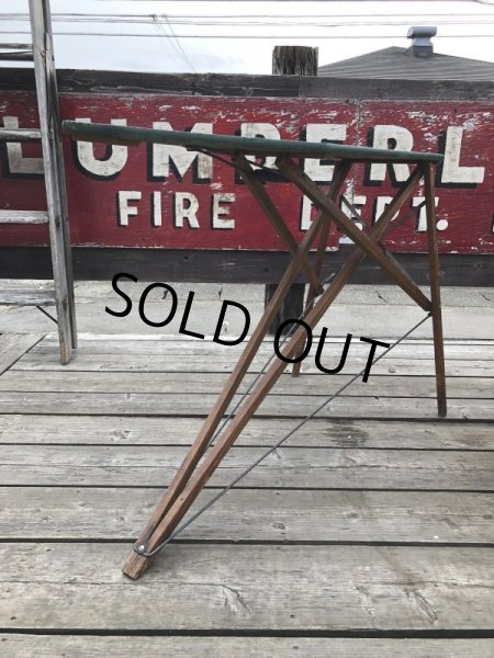 画像4: Vintage American Primitive Wooden Ironing Board Table (B838) (4)