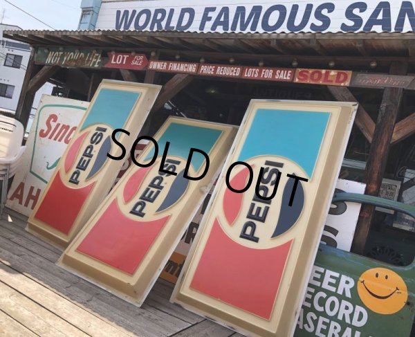 画像9: Vintage Pepsi Cola Advertising Store Display Embossed Plastic Lighted Sign Huge!  (B860) (9)