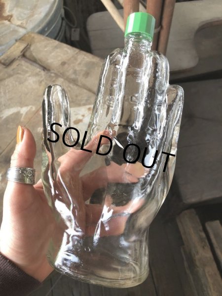 画像1: Vintage Hand Motif Lation Glass Bottle (B895) (1)
