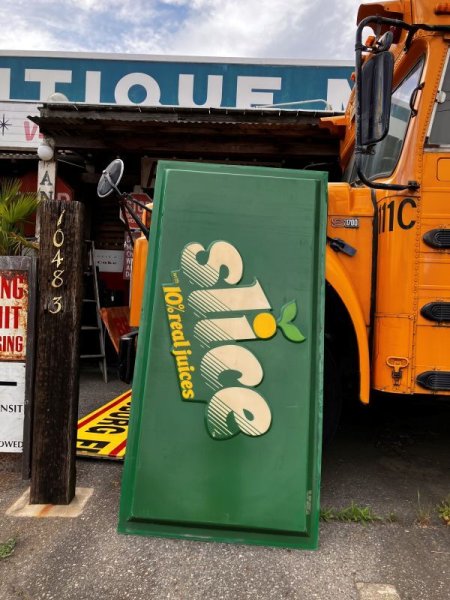 画像14: 【店舗引き取り限定】Vintage Advertising Slice Soda Store Sign Huge ! 184cm (B905) (14)