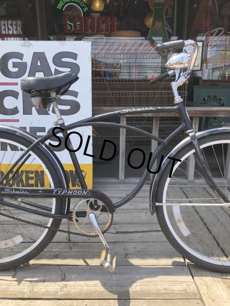 画像7:  【店舗引き取り限定】60s Vintage Schwinn Typhoon Bicycle 26” w /  Head Light (B908) (7)