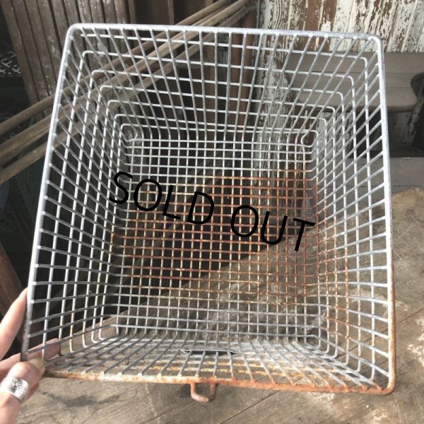 画像6: Vintage Frank D Cohan Gym Locker Metal Wire Basket #964 (B952) (6)