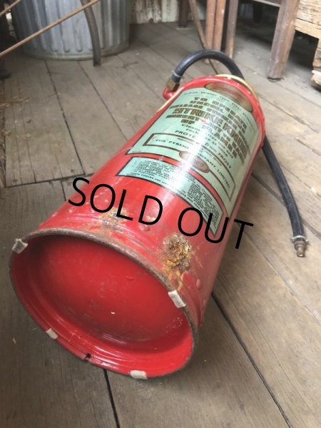 画像5: Vintage Conquest Fire Extinguisher (B968) (5)