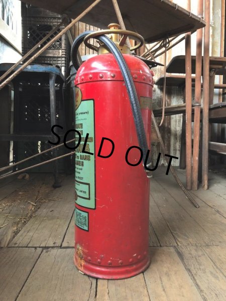 画像6: Vintage Conquest Fire Extinguisher (B968) (6)