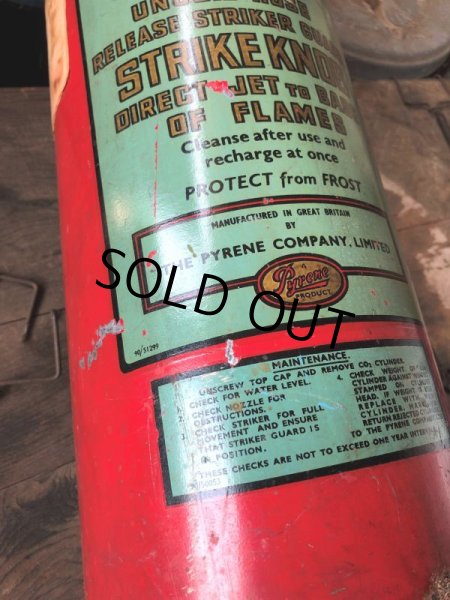 画像13: Vintage Conquest Fire Extinguisher (B968) (13)
