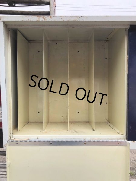 画像14: Vintage Stant Gas Oil Radiator Caps Gas Station Metal Display Cabinet (M018) (14)