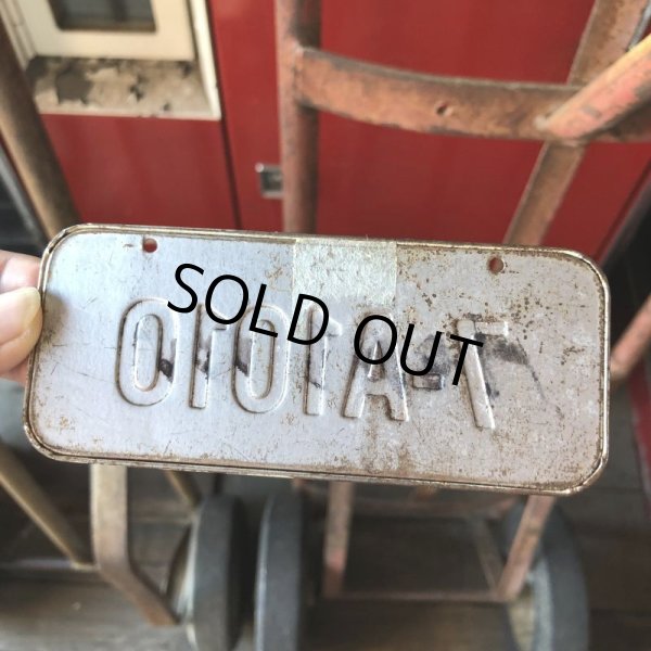 画像2: 70s Vintage Bicycle License Plate 1979 TENNESSEE 7-A1010 (M105) (2)