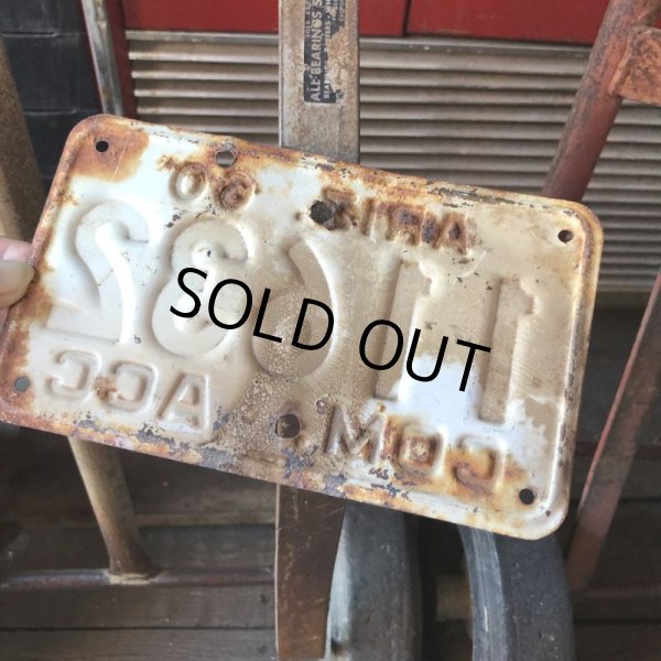 画像2: 60s Vintage Motorcycle License Plate 1960 ARIZ 11632 COM ACC (M109) (2)