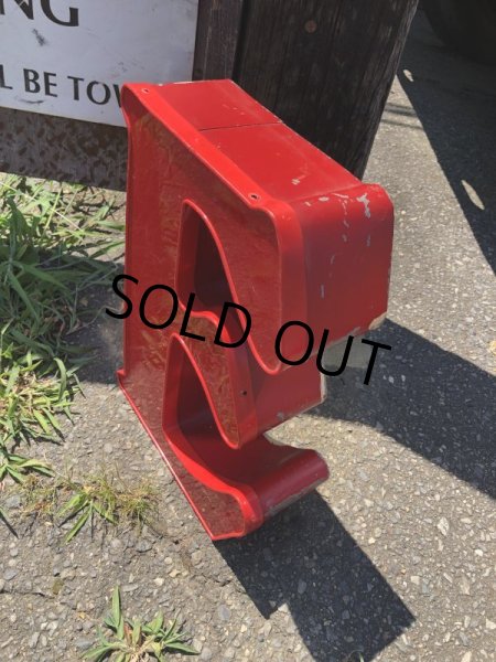 画像2: Vintage Advertising Store Display Letters Sign / Red “ E ” (M051)  (2)