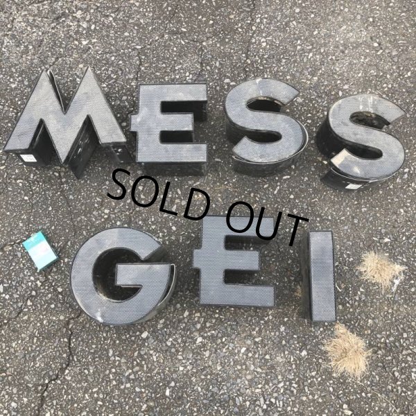 画像9: Vintage Advertising Store Display Letters Sign Dot “ W ” (M032)  (9)