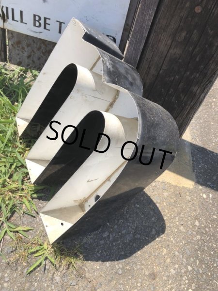 画像2: Vintage Advertising Store Display Letters Sign “ m ” (M042)  (2)