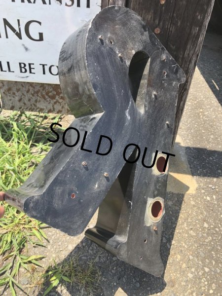 画像3: Vintage Advertising Store Display Letters Sign BxR “ R ” (M036)  (3)