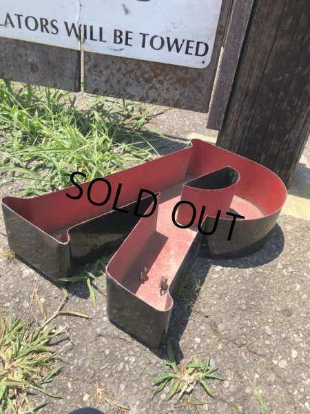 画像7: Vintage Advertising Store Display Letters Sign BxR “ R ” (M036)  (7)