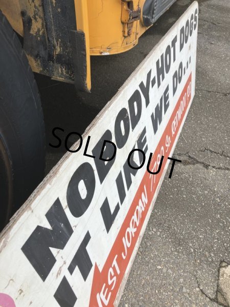 画像16: 【店舗引き取り限定】 Vintage Advertising Wienerschnitzel Hot Dogs Store Display Wooden Sign (M201)  (16)