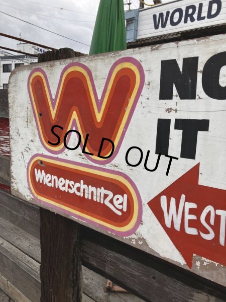 画像9: 【店舗引き取り限定】 Vintage Advertising Wienerschnitzel Hot Dogs Store Display Wooden Sign (M201)  (9)
