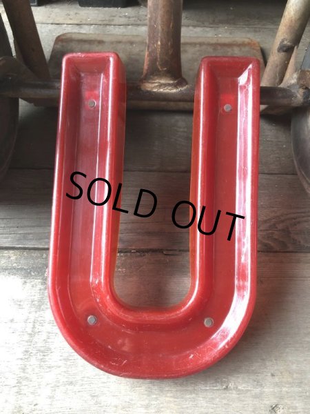 画像4: Vintage USA Original Movie Theatre Marquee Letter Signs “ U ”  (M252)  (4)