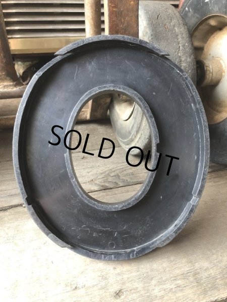 画像3: Vintage USA Original Movie Theatre Marquee Letter Signs “ O ”  (M243)  (3)