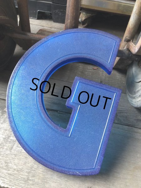 画像2: Vintage USA Original Movie Theatre Marquee Letter Signs “ G ”  (M248)  (2)
