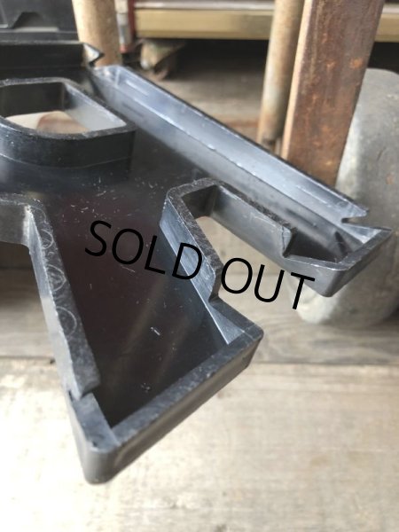 画像4: Vintage USA Original Movie Theatre Marquee Letter Signs “ R ”  (M242)  (4)