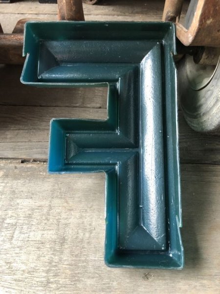 画像3: Vintage USA Original Movie Theatre Marquee Letter Signs “ F ”  (M260)  (3)
