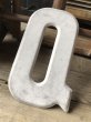 画像2: Vintage USA Original Movie Theatre Marquee Letter Signs “ Q ”  (M238)  (2)