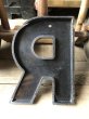 画像3: Vintage USA Original Movie Theatre Marquee Letter Signs “ R ”  (M242)  (3)